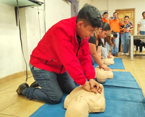 Sinaproc fortalece preparación de periodistas con talleres de primeros auxilios
