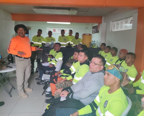 Rescatistas fortalecen capacidades para responder ante escenarios de desastre