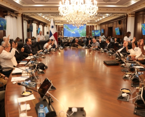 Gobierno declara estado de emergencia para atender a familias afectadas por sismo